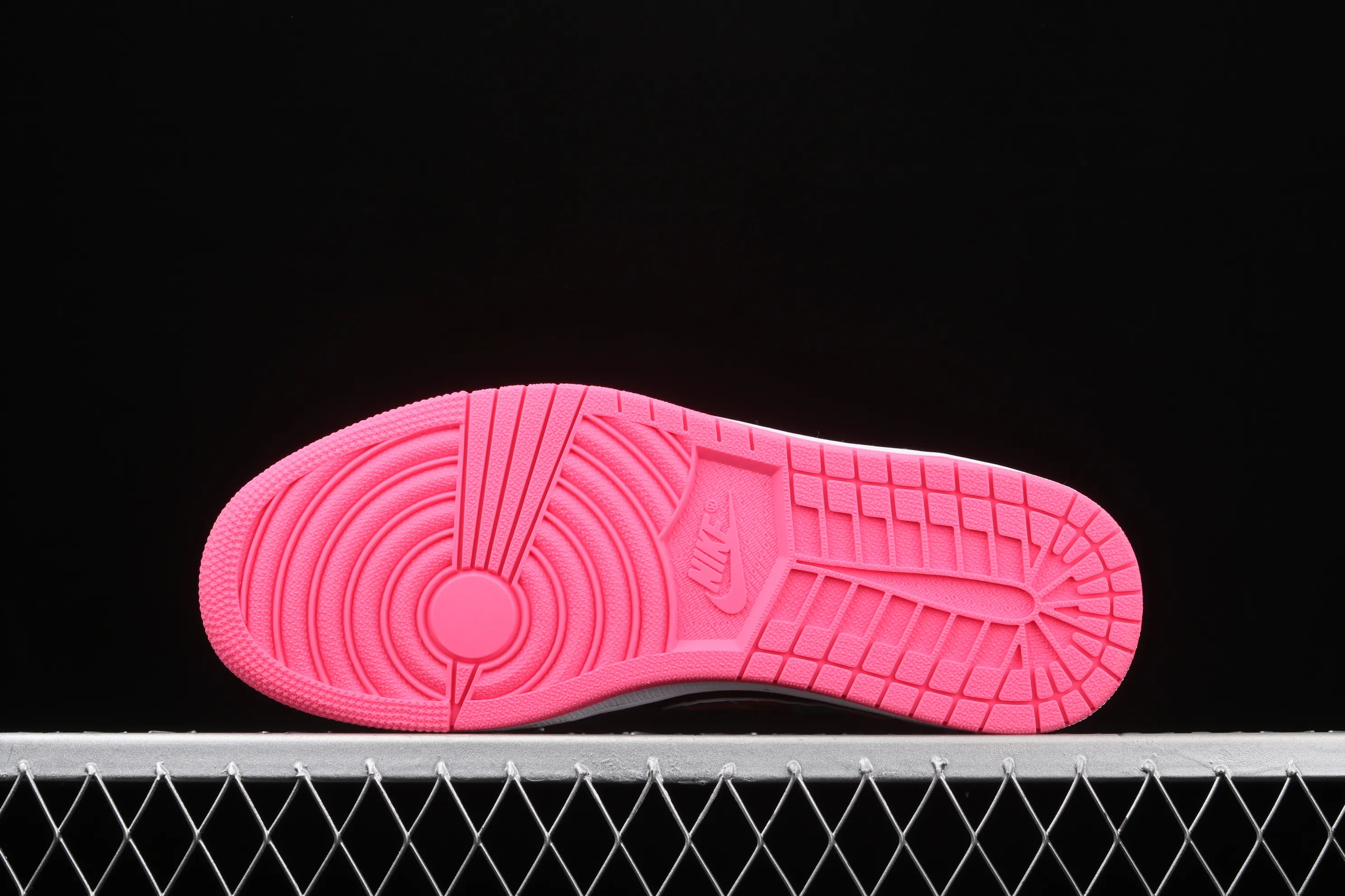 All categories Air Jordan Jordan series basketball shoes Air Jordan 1 Low Air Jordan 1 Low Brand AJ1 Joe 1 low-top cultural and leisure sports sneakers CW0418-006